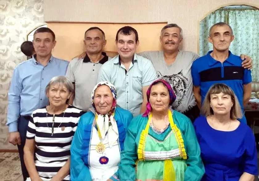 Александра Апканиева икшывыже-влак дене пырля.