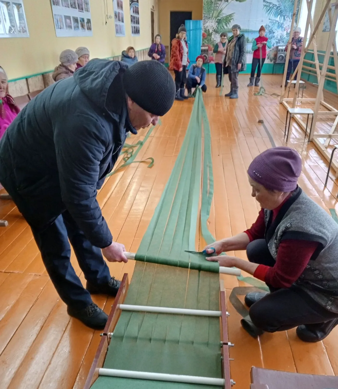 В. Абдуллин ямдылыме станокшо воктене.