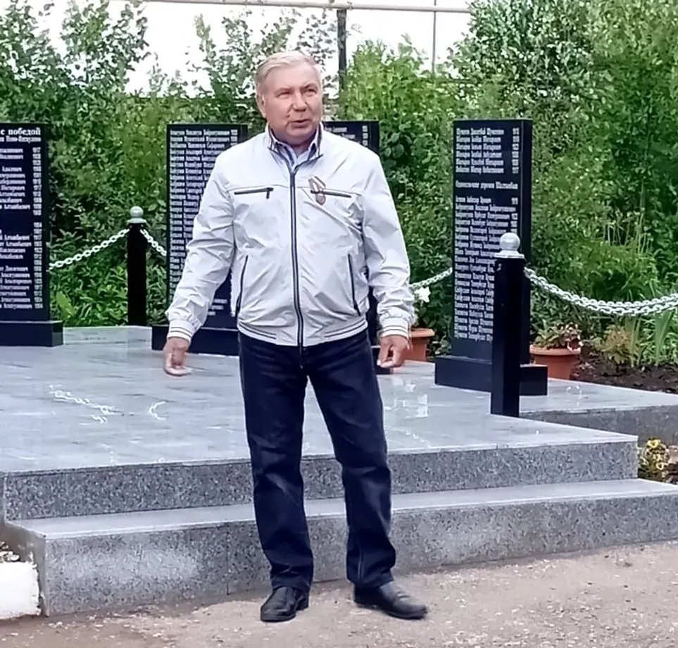 Е.Б. Байрамов.