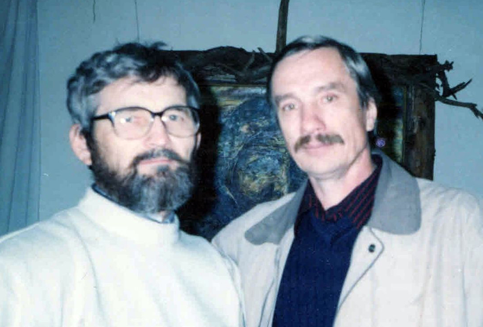 П.С. Шамыкаев (шолаште) да И. Ямбердов. 2006 ий октябрь. Авторын колтымо фото.