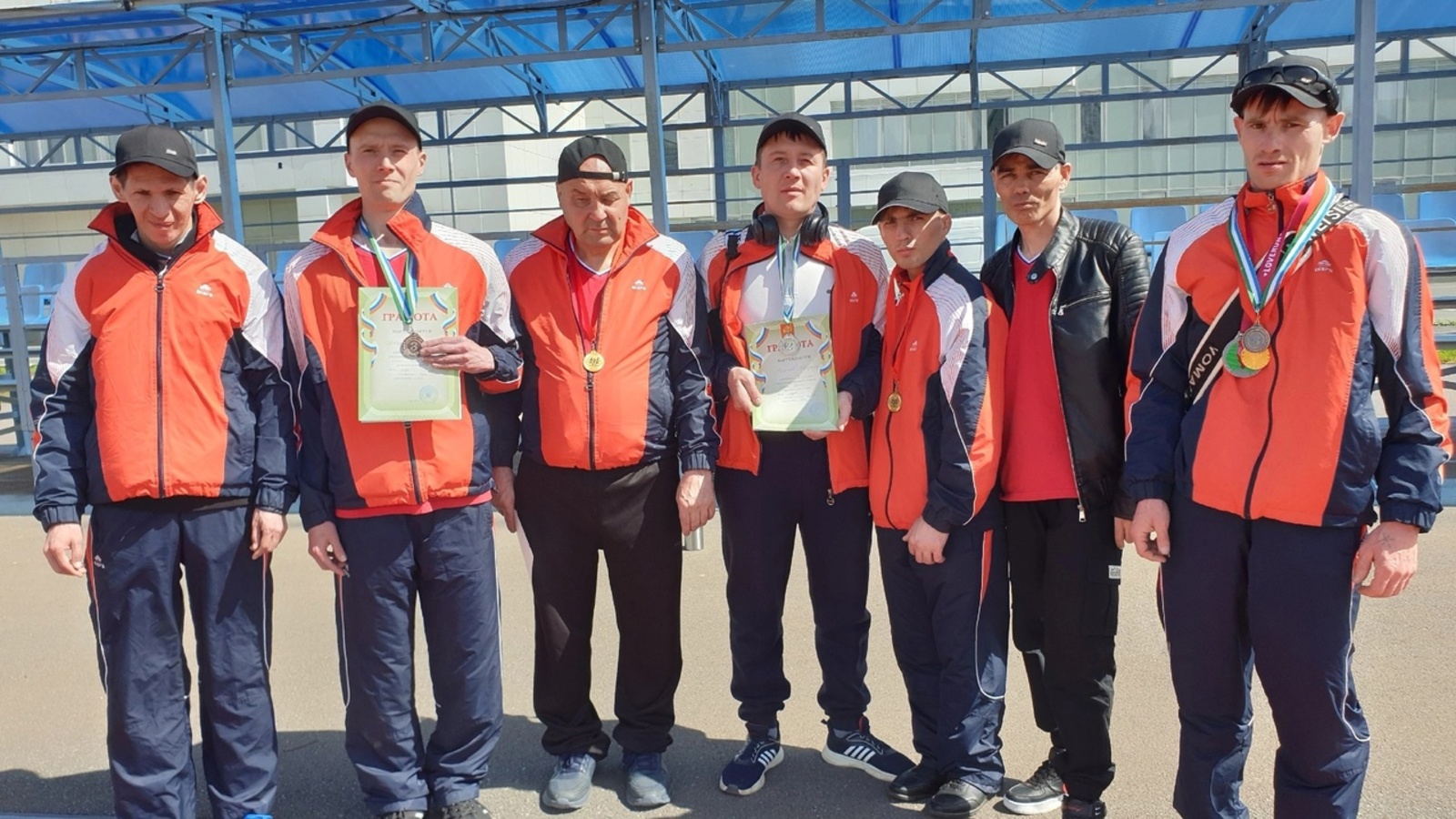 Спортсмены Нефтекамского ПНИ.